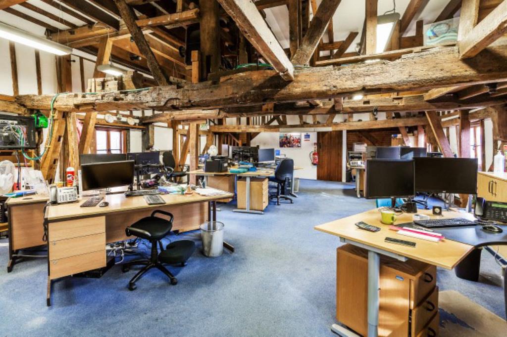 Lot: 44 - FORMER WATER MILL CURRENTLY USED AS OPEN PLAN OFFICE WITH PLANNING FOR RESIDENTIAL CONVERSION - Office